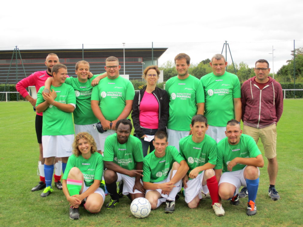 Les footballeurs de l'ESAT remportent le tournoi de foot départemental Inter-ESAT